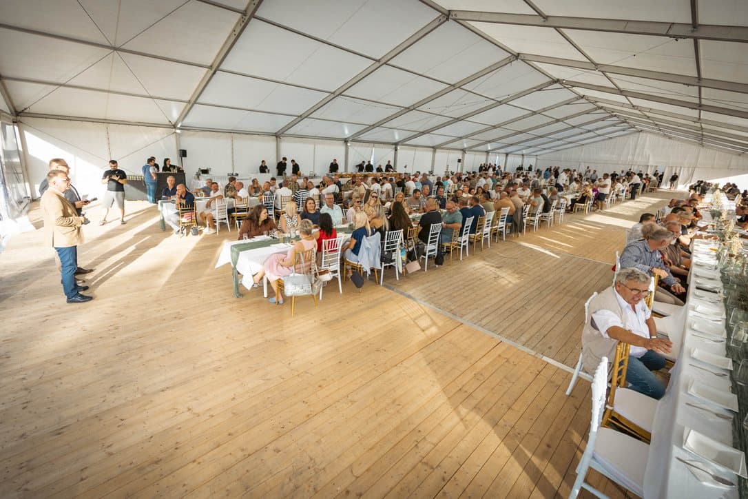 Donau farm – event približne pre 400 hostí